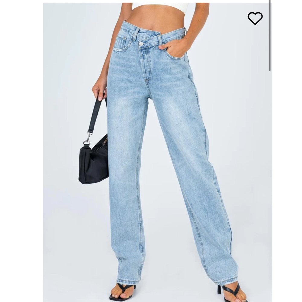 PRINCESS POLLY ASYMMETRIC STRAIGHT LEG JEAN LIGHT WASH DENIM